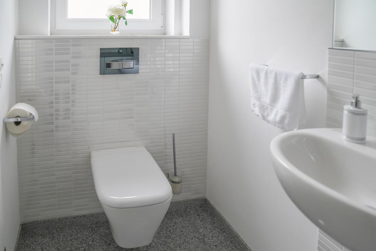 Modernes Stadthaus 100Qm Parkplatz Bad&Dusche Kueche Hanover Exterior photo